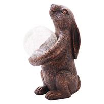Žavingas dervos zuikio ornamentas su saulės apšvietimu terasai ir sodui gray