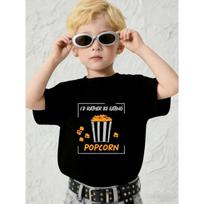 Graphic T-Shirt Featuring a Popcorn Bucket Design, Perfect for Casual Wear with Short Sleeves 110 juoda