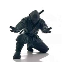 3D Printed Ninja Figurine Pen Holder Black Cool Design Desktop Organizer Decorative Craft Ornament for Home Office Desk Decor