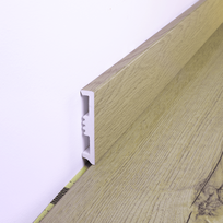 Polimerinė grindjuostė STIQ XL STX810 WOOD, Salfordo ąž. Sp. 260, 220 x 8 x 1,5 cm