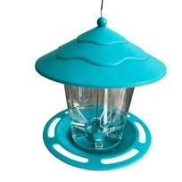 Gazebo Style Hanging Wild Bird Feeder Large Capacity Waterproof Bird Food Container with Hang Rope Decorative Hummingbird Feeder žalia