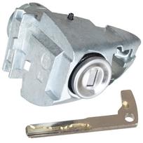 Mercedes W164 ML klasės 05-11 priekinės kairės durų spynos įdėklas
