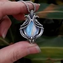 Karoliai Senoviniai Mėnulio Akmens Tuščiaviduriai Lašo Formos Madingi Karoliai Pakabukas 50CM(Necklace Size)