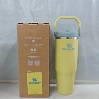 IceFlow Series 30oz Pomelo geltonumo termosas su atverčiamu šiaudeliu, izoliuotas nerūdijančio plieno, su sandariu dangteliu, skirtas važinėti dviračiu 887ML