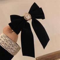 Vintage Black Velvet Bow Hairpin with Pearl - Large Spring Clip for Head Accessories beige