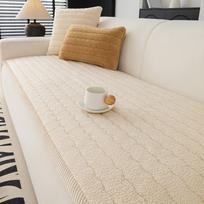 New Straight Sofa Cover Fabric One Piece Thick Warm Non Slip Sofa Cushion Cover Soft and Sticky for Autumn and Winter Seasons 70x70cm smėlis