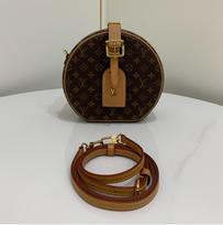 [Pre-Owned] Petite Boite Chapeau Monogram Canvas Leather Shoulder Bag Medium - Very Good #1C62BAY ONE SIZE