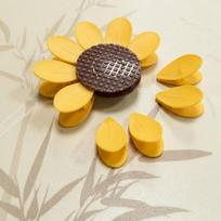 Reusable Food Grade Magnetic Sunflower Sealing Clips 8pcs Set Snack Bag Sealers for Kitchen Refrigerator Storage one size
