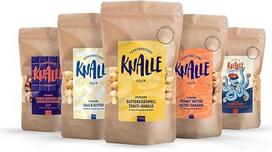 „Popkornditorei Knalle GmbH“ Popcorn with Bangs, spalvotas – saldus ir traškus – kino užkandžiai » Popkornas, geresnis nei kine « Karamelės saldainiai 5 x 100 g
