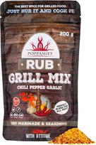 „Poppamies Grill Mix“ BBQ prieskonių mišinys – 100 % natūralūs BBQ prieskoniai – čili pipirų ir česnako prieskonių mišinys – puikiai tinka ant grotelių kepamiems patiekalams! Jautiena, kiauliena, žuvis, daržovės, vištiena – didelė pakuotė (200 g)