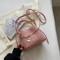 Fashion PU Leather Mini Crossbody Bags with Pleats for Women 2026 Spring Handbag and Purses Bucket Bag with Short Handle rožinė