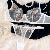 Sexy underwear French ultra-thin mesh rose embroidery large size underwear anti-sagging sex bra set S balta