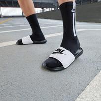 Nike Victori One Šlepetės Baltos Juodos 40