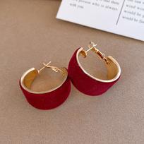 Minimalist Hong Kong Style Silver Needle Round Hoop Stud Earrings - Versatile, Fashionable, and Retro Design. raudona