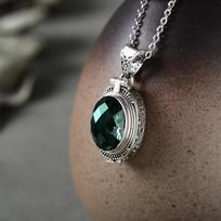 Beautiful Vintage Locket Set Large Green Crystal Women Necklace Fashion Charm Prom Party Jewelry Accessory Gift