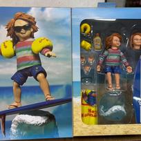 In Stock Child'S Enjoy 3 Surf'S Chucky Cult Action Figure Cult Surfing Chucky Doll Featuring Surfboard Beach Towel Accessories Model