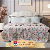 FUANNA Cooling Seven-Hole Antibacterial Summer Quilt 203x229cm