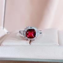 BELLA BOX Luxury Square Red Women’s Open Rings Classic Fine Jewelry For Wedding Engagement Resizable raudona