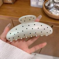 Niche Design Polka Dot Grab Clip, Sweet And Simple Large Back Head Shark Clip, Elegant And Fashionable Hairpin Jewelry