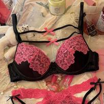 Sexy Women Bras Pink Wireless Bras For Girls Cute Lace Backless Bras Soft Breathable Underwear For Women's Bras Beauty Back 32/70AB