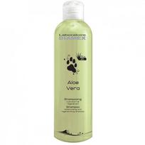 Diamex Aloe Vera - drėkinamasis ir regeneruojantis kailio šampūnas su alaviju, koncentratas 1:8