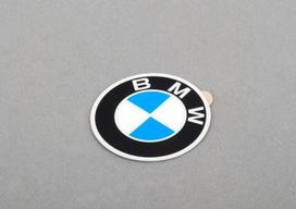 BMW E12 ratų dangtelio emblema Originali 36131181106