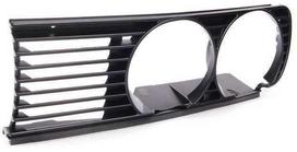 Bmw E30 Dešinės Pusės Galinės Šviesos Grotelė Originalus 51131945886