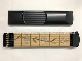 Six-String Portable Pocket Guitar Fingerboard with Flower Pattern - Black Practice Tool 6-Fret Black Pocket Guitar
