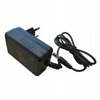 Įkroviklis 12V 500mAh akumuliatoriui, tinka elektromobiliams ir keturračiams