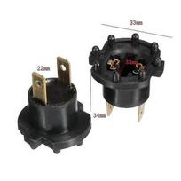 A Pair Of Headlight Globe Bulb Holder Socket H7 For MAZDA 2 3 5 323 B28V510A3A