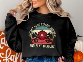 Awesome Moms Dungeons Tabletop RPG Roleplaying Dragons D20 Dice Gamer T-Shirt S