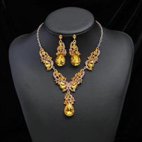 Crystal Water Drop Necklace Earrings Set Exaggerated Women's Necklace  Banquet geltona