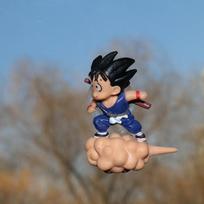 7cm Dragon Ball Son Goku Cloud Action Fish Tank Suspension Decoration Anime Character Aquarium Suspension Decoration Toy