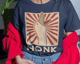 Honk Untitled Goose Game Tee T-Shirt L