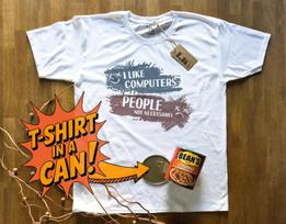 Mom Deluxe First Class | T-Shirt in a Can! | Gift for Any Occasion, T-Shirt for Birthday, Christmas & More! 4XL