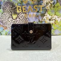 [Pre-Owned] Viennois Monogram Double Fold Snap Closure Patent Leather Wallet - Excellent #KJ5OB9 ONE SIZE
