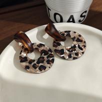 Leopard Print Ring Hollow Light Luxury High-end Exaggerated Maillard Women's Earrings 1cm*3cm