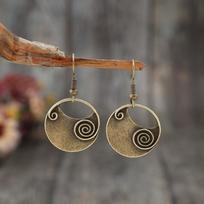 Ethnic Bronze Color Carving Pattern Spiral Earrings Vintage Bohemian Hollow Semicircle Dangle Earrings for Women Jewelry