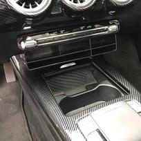 Automobilio centrinės konsolės daiktadėžės apdailos elementas Mercedes Benz A B CLA GLB GLA klasei W177 W247 C118 X247 H247 2020-2026 Automobilio priedai juoda