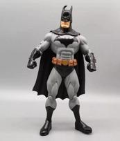 Batman Collectible Figurine, 15cm Action Figure with Articulated Joints, Movie Version Statue, DC Comics Hero Gift