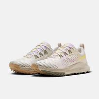 NIKE Women's Running Shoes, Outdoor Trail Pegasus, Cushioned Sneakers 35.5 balta