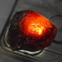 AMBER 46.85 Ct Natural UNCUT Raw ROUGH CERTIFIED Red Loose Gemstones 39.5 mm approx raudona