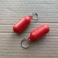 2pcs Kayak Keychain Float Surf Floating Non Sinking Pendant Lock Ring Yellow Beach Markers Yacht Inflatable Boat Edc Accessories raudona