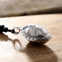 Retro Rich Turtle Shell Pendant, Trendy Men's Turtle Shell Can Be Opened Pendant with Rope Accessories 50CM(Necklace Size)