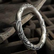 Embossed Lotus Silver Bracelet with Opening, Women's Ethnic Style Bracelet, Retro Solid Round Bracelet, Temperament one size(17-20cm)