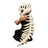 Halloween Party Prop Dinosaur Skeleton Costume, 3D Spinosaurus Skull Masque Headpiece And Spine, Centerpiece Plush Hood Costume for Halloween, 80 cm balta