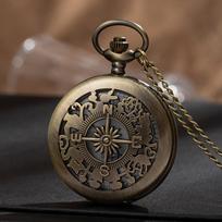 Vintage Style Pocket Watch with Compass Design Mechanical Movement Chain Pendant Timepiece for Men Women Collectible Gift One Size auksas