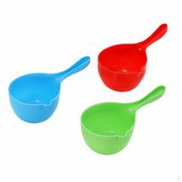 Automatic Chicken Waterer, Small Plastic Water Dispenser, Easy to Clean for Poultry Small Ladle