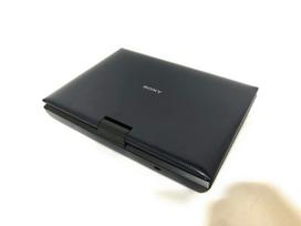 Sony Portable Player 9-inch Blu-ray/DVD BDP-SX910 juoda