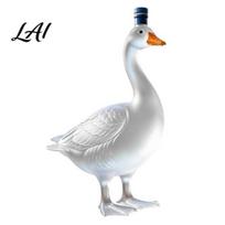 Spirits Decanter Goose Shaped Glass Decanter 3D Sculpted Whiskey Bottle with Stopper